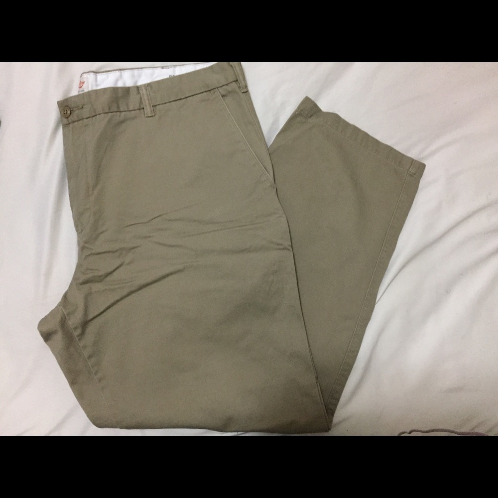 Dockers Khakis